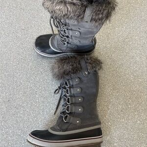 Sorel Women's Joan of Arctic waterproof winter snow boots size 7